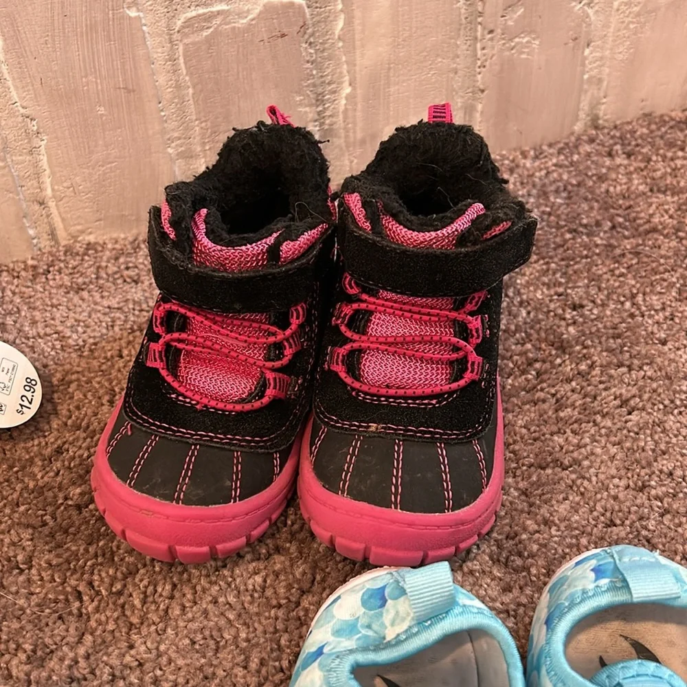 Toddler girl size 5 moccasins, boots, slip on, water shoes bundle!